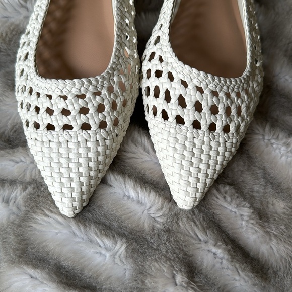 NWOT Steve Madden Saxton Flats - Picture 3 of 8